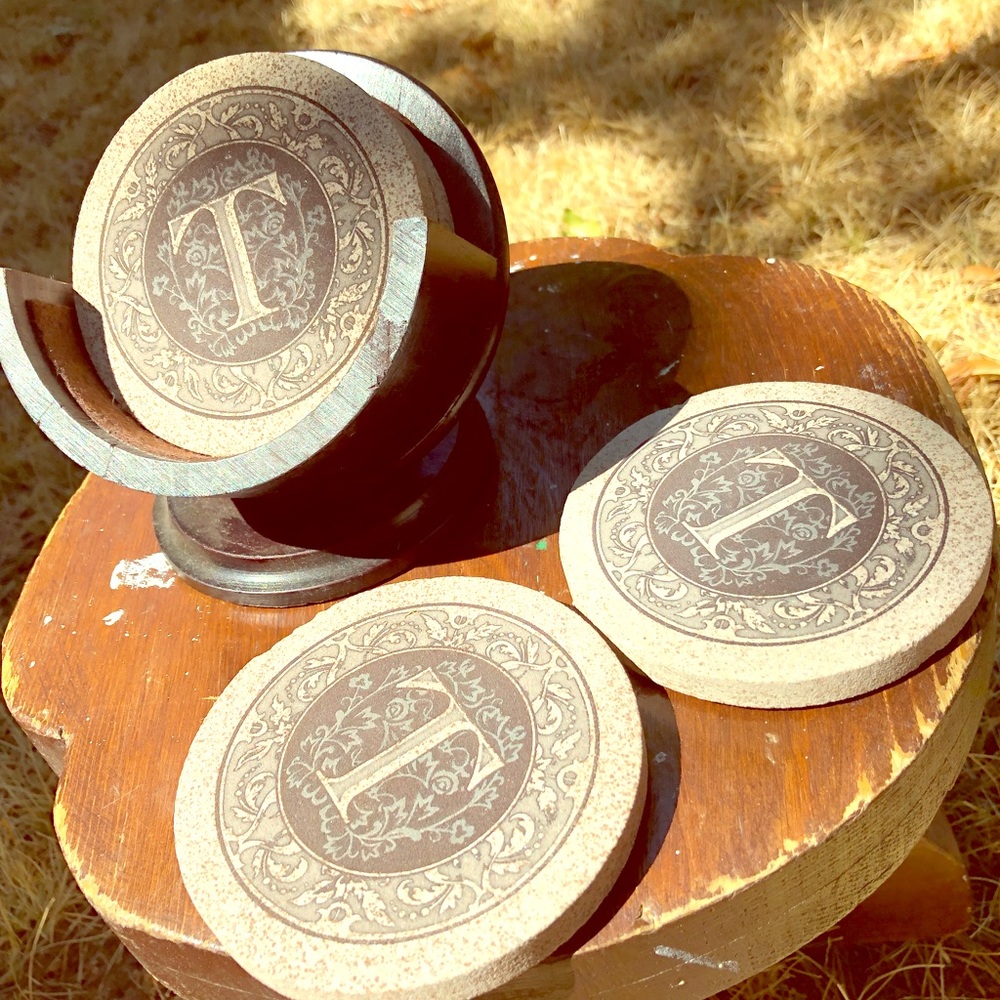 “T” Granite Coaster Set of 4 w/ holder